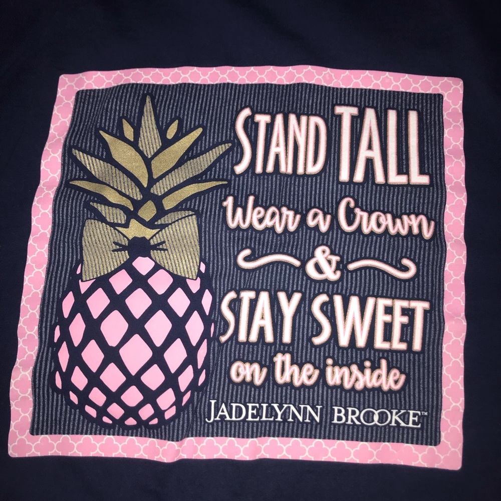 JADELYNN BROOKE TEE
